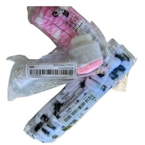 Pink and White Cleansing Brush and 2 Spa Headband Set